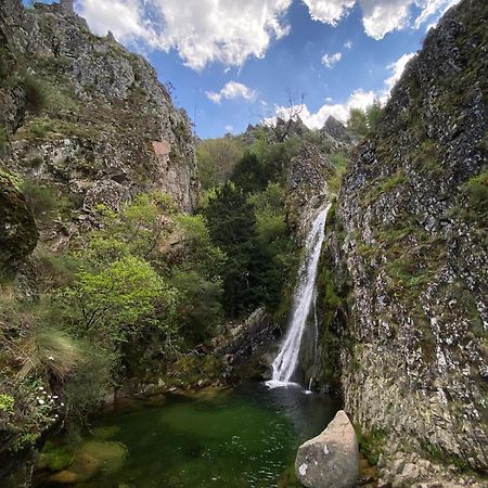 Abrigo Das Penhas Manteigas Bagian luar foto